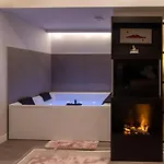 Bed & Breakfast Domus Vesuvio 4*