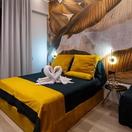 Domus Vesuvio 4* נאפולי