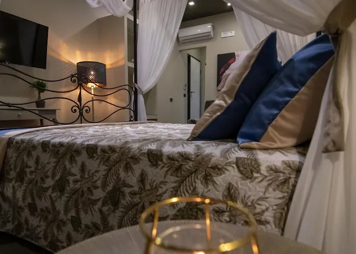 Domus Vesuvio Couette-café 4*